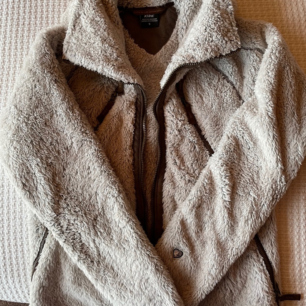Women’s KUHL fleece zip up jacket, size small